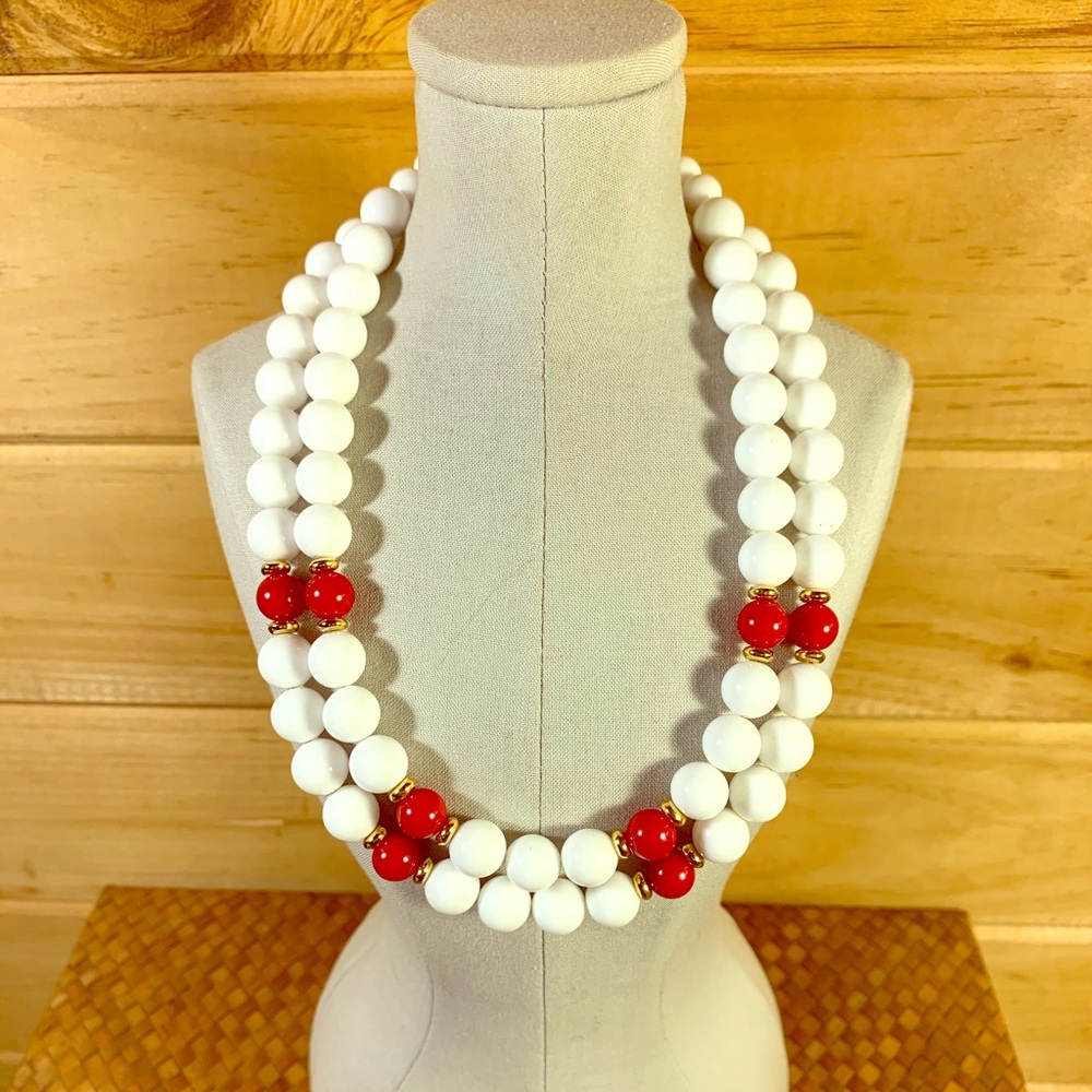 Classy Double Strand White and Red Choker
